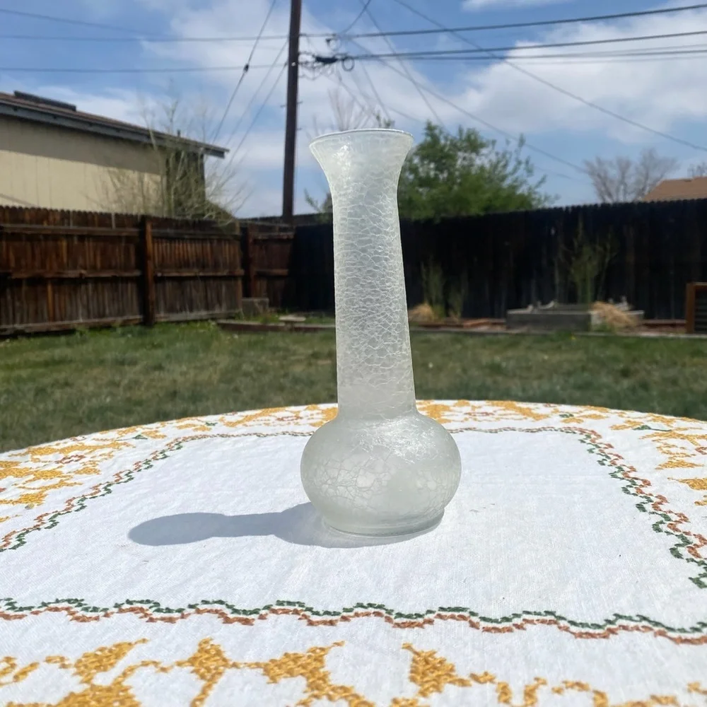 Vintage crinkle glass bud vase
